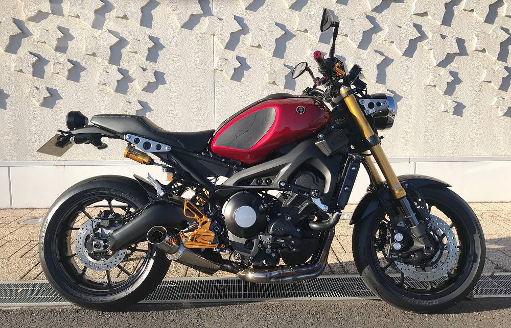 XSR900ローシートAステッチ【S-8302A】KandH