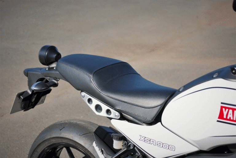 XSR900 22年式　純正シート 22-24 8BL-RN80J ヤマハ XSR900 シート | バイクパーツ通販 Webike