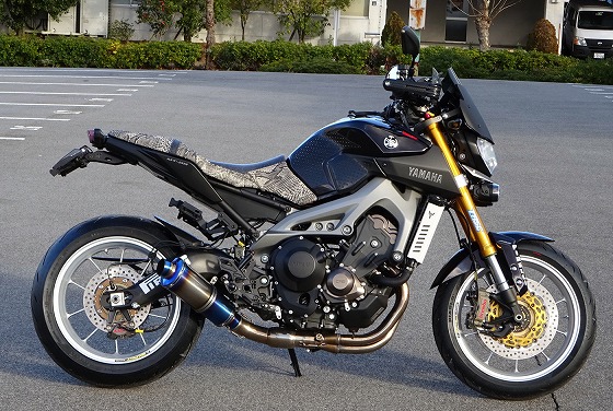 MT-09ローシート【S-8112B】KandH