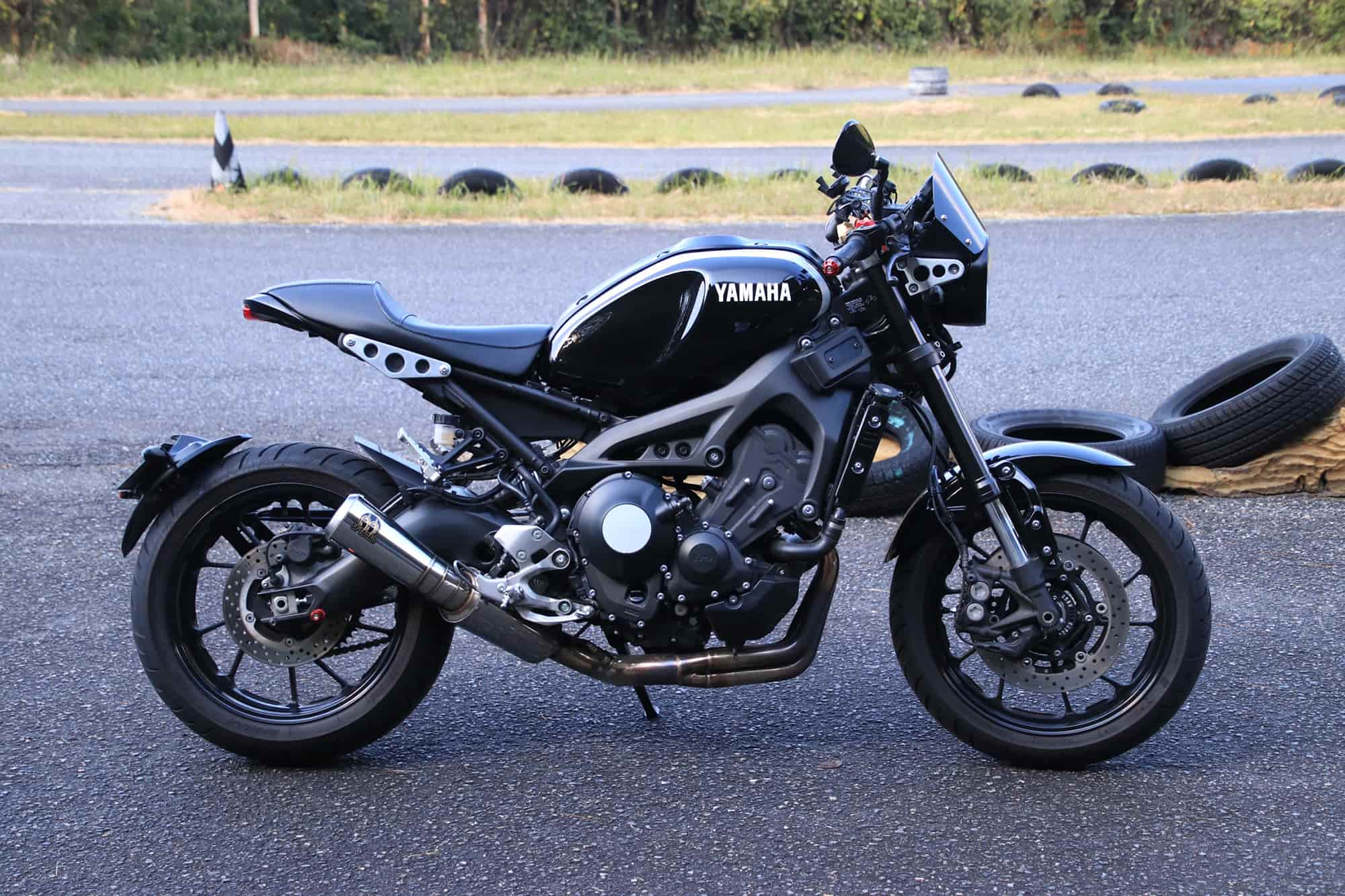 ヤマハ Xsr900 シングルシートb プレーンタイプ K H ケイアンドエイチ バイク用品 パーツのゼロカスタム 通販 Paypayモール スタイリッ