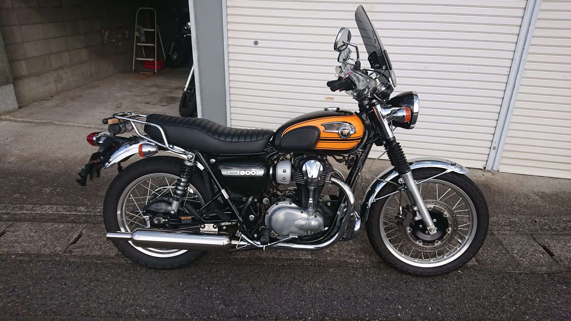 逆輸入 純正ローシート W800 純正 devsoft.co.ao ローシート 25mm